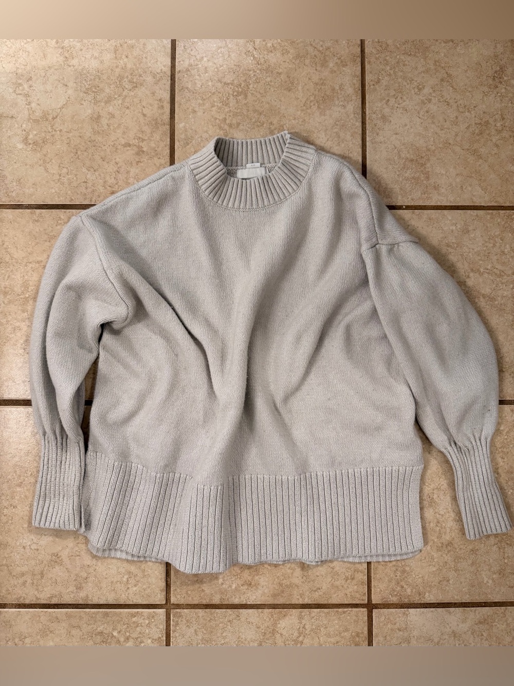 EUC H&M Beige Oversized Knit Sweate